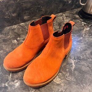 Sorel Emilie II Chelsea boot waterproof suede winter 7.5 warp red/gumbo booties